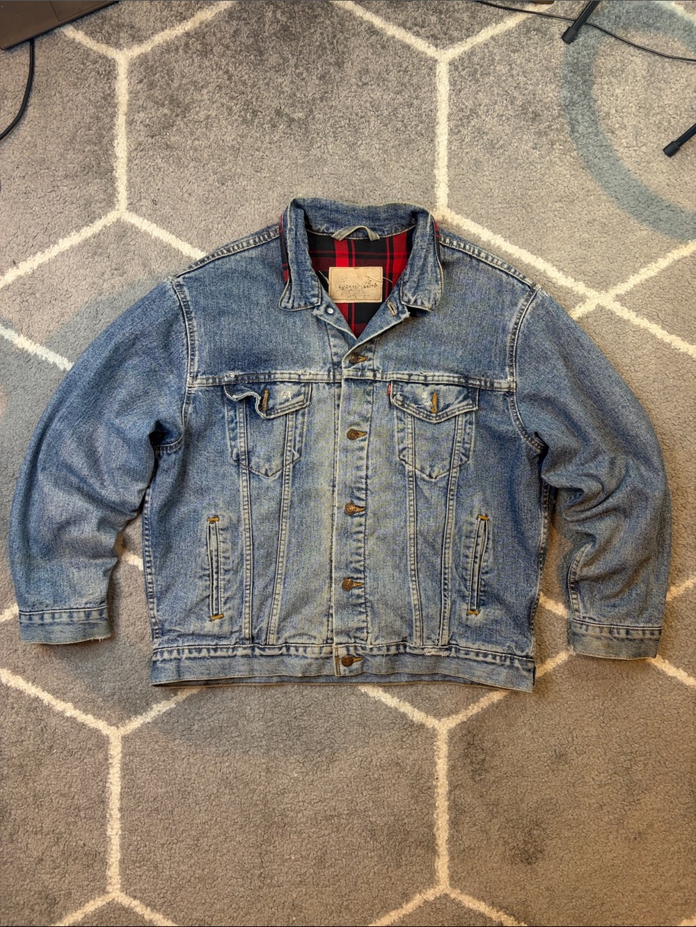Vintage Levi's Flannel Lined Denim Trucker Jacket Made in USA